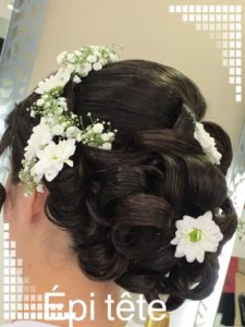 Lire la suite à propos de l’article Coiffeur mariage St Égrève : quel type de coupe choisir pour un mariage ?